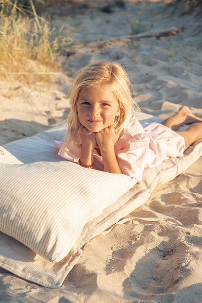 Beach / Nature Portable Linen Bed